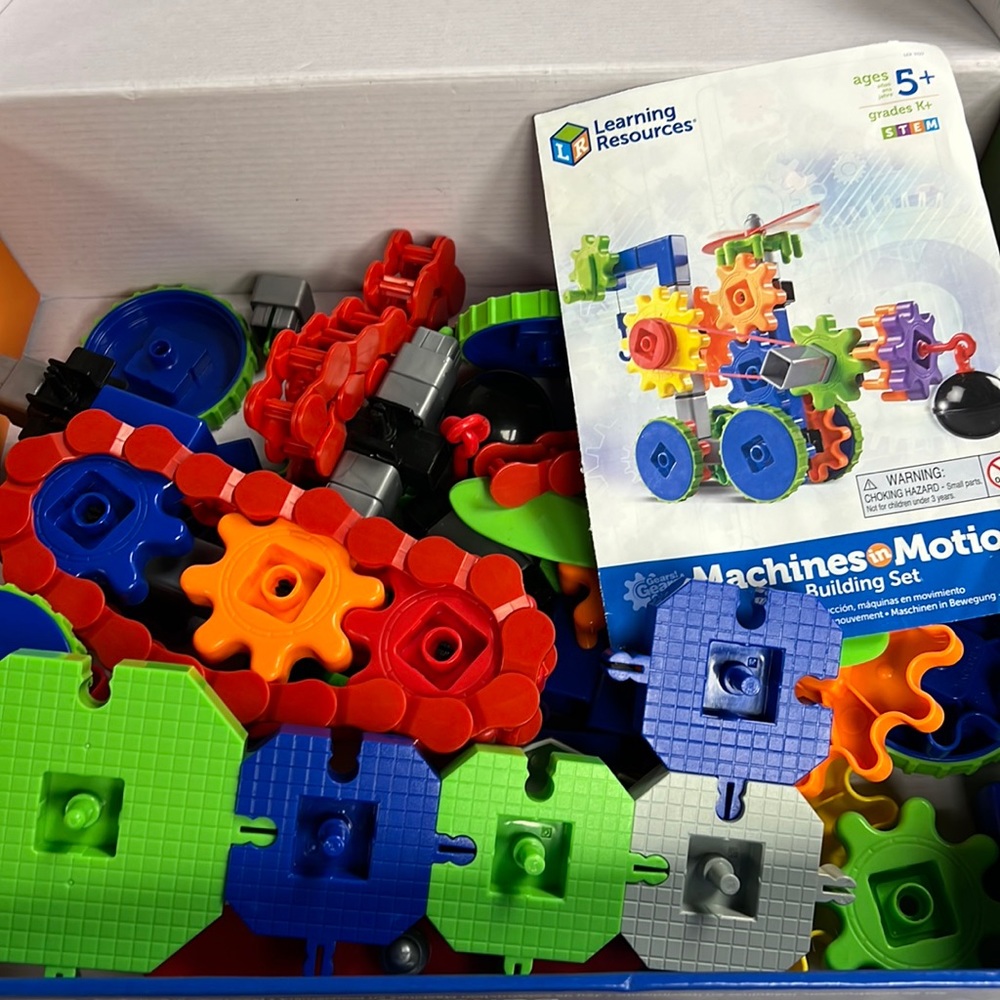 Learning a resources Machine Motion Building Set - Picture 3 of 6